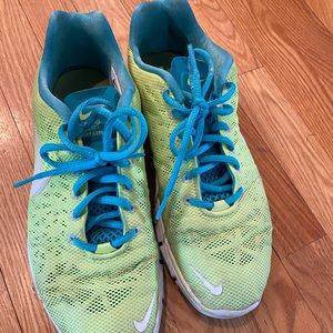 Nike women sneakers (neon green)